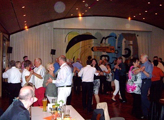 Foto von Tanzenden beim Kolping-Tanzabend
