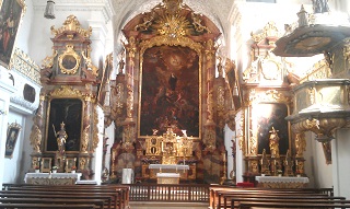 Foto vom Altarraum in St. Walburg in Eichstätt